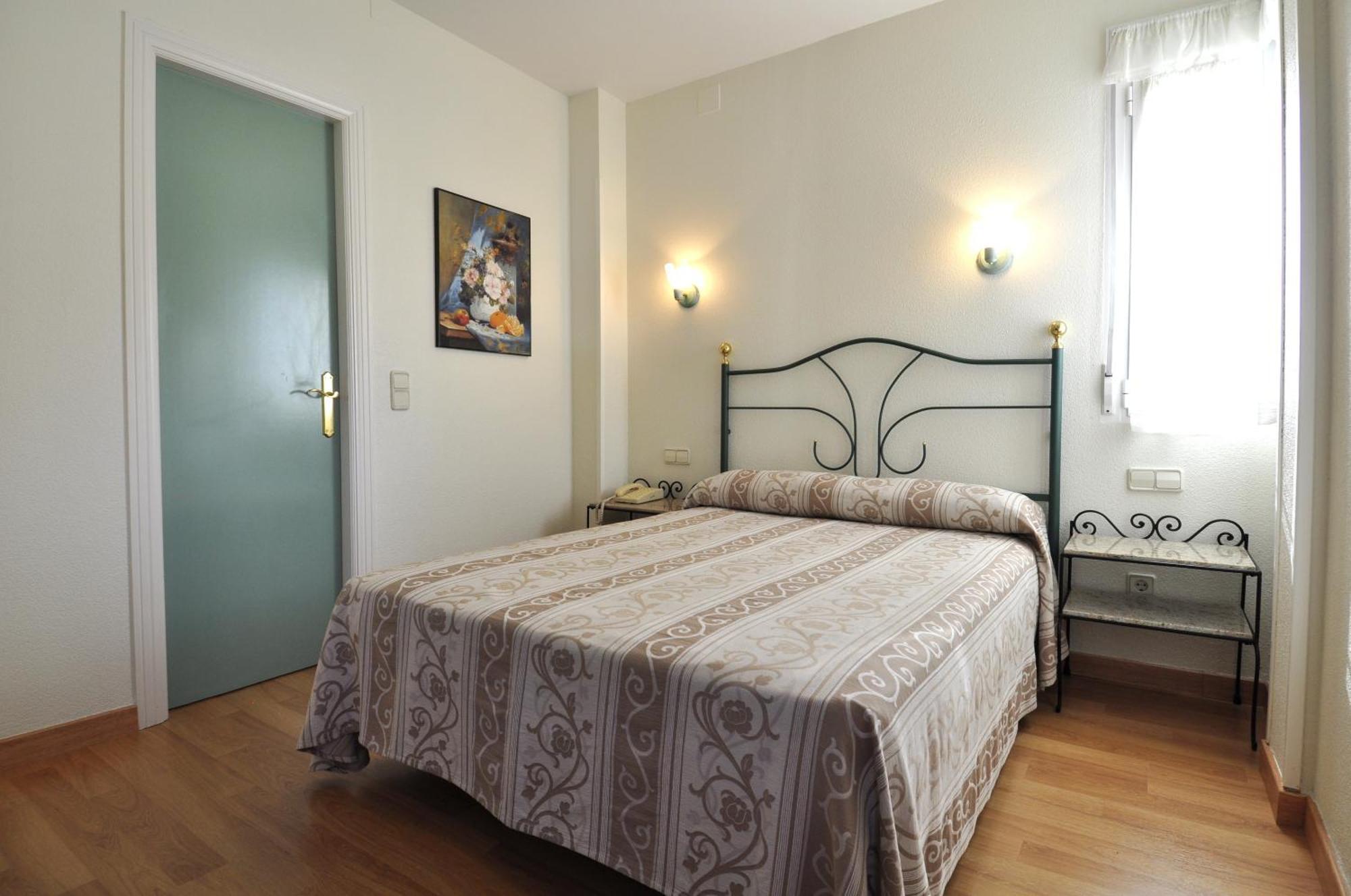 Hotel Apartamentos Aralso Sotillo La Lastrilla Room photo