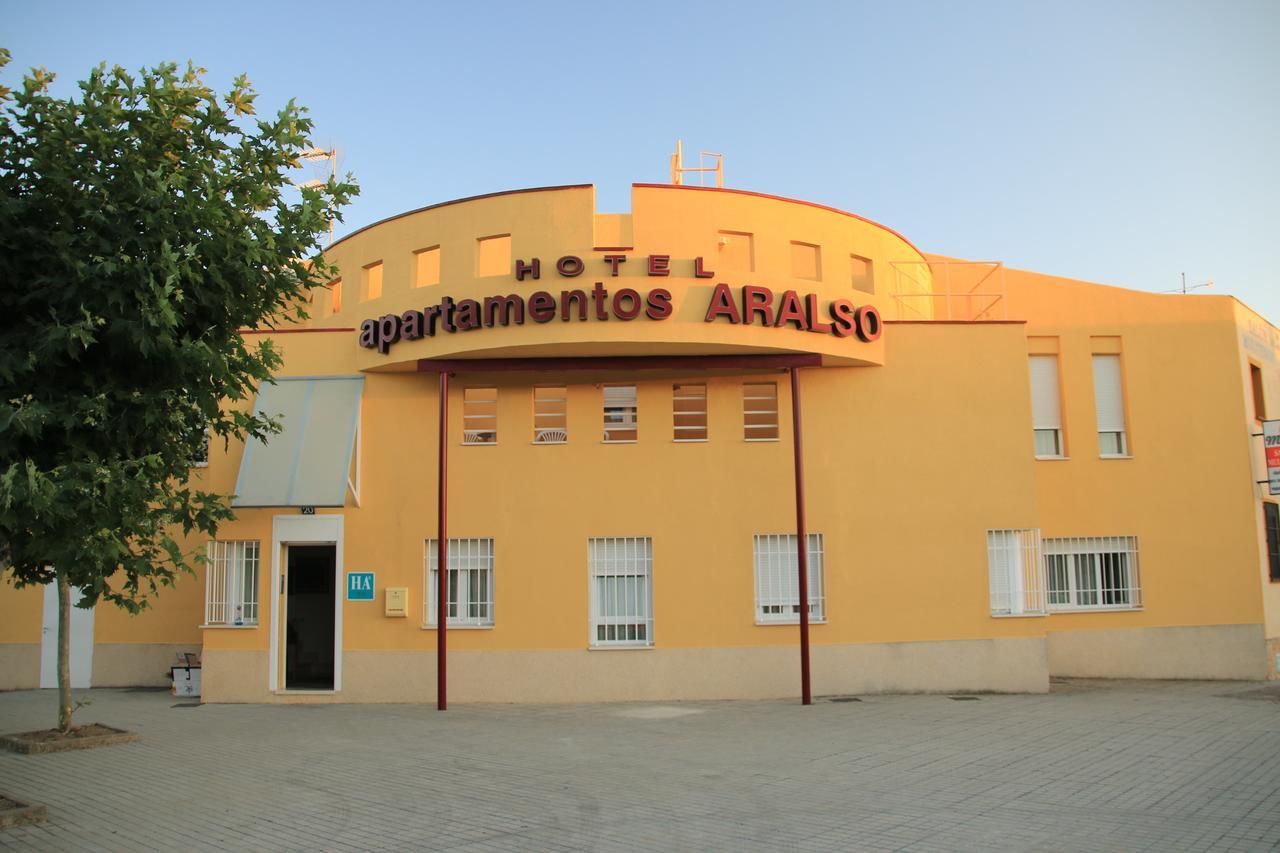 Hotel Apartamentos Aralso Sotillo La Lastrilla Exterior photo
